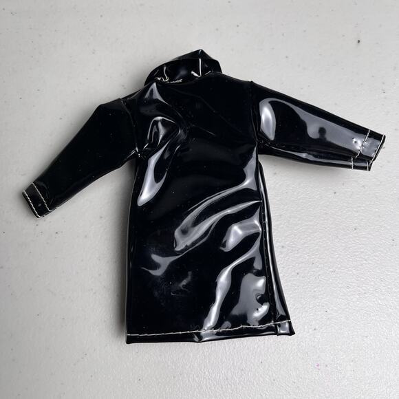 Vintage Barbie Clone Maddie Mod Black Shiny Raincoat VHTF Retro Fashion Wear - Picture 7 of 8